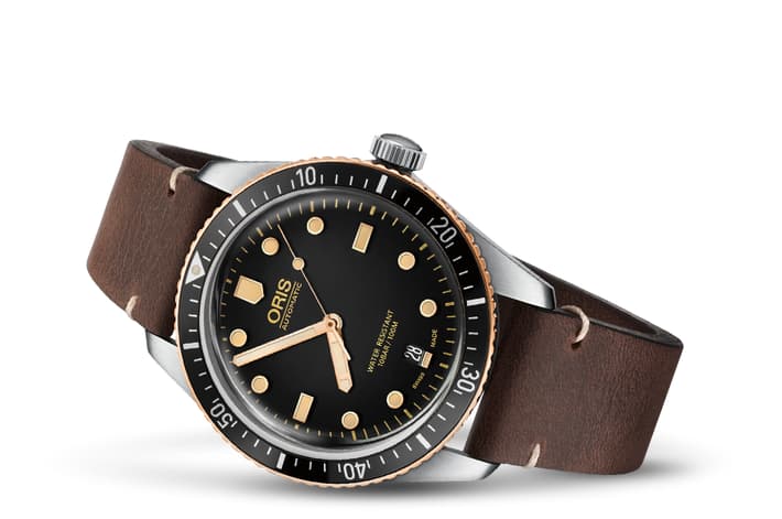 Image of Divers Sixty-Five